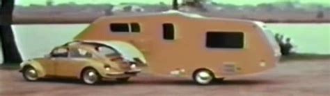 1974 Vw Beetle Towing A Custom 5th Wheel Camper 5th Wheel Travel Trailers Travel Trailer 5th