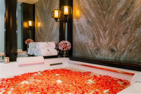 Discover the Best Traditional Thai Spa in Bangkok - VIE Hotel