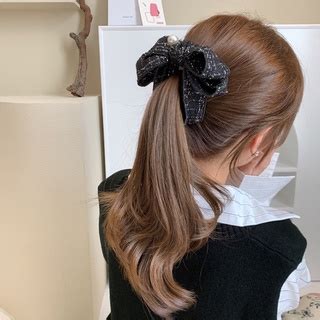 BANANA BOW KOREAN HAIR CLIP FEMINIM JEPIT JEPITAN RAMBUT KOREA PISANG