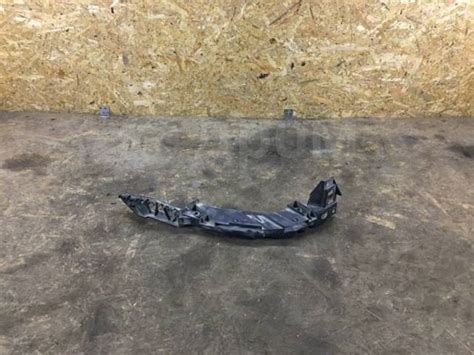 Купить Кронштейн фары Volkswagen Polo 6RU805072A, передний правый в ...