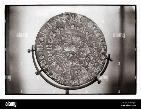 Disc Of Phaistos Hi Res Stock Photography And Images Alamy