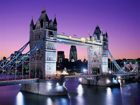World Visit: London Bridge UK 