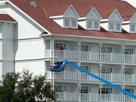 Photos Scaffolding Removed From Above Gasparilla Island Grill During