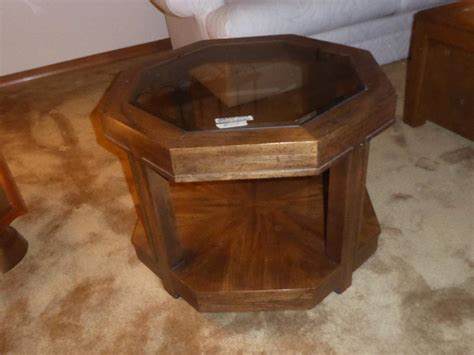 Lot 113 Vintage Mid Century Modern Octagon Beveled Glass And Wood End Table Norcal Online