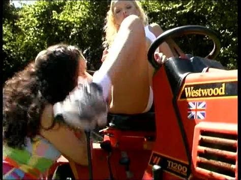 Golden Shower Pissing Videos Hardcore Sex While Peeing And Drinking Page