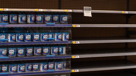 Republicans Wrongly Tie Biden Immigration Policies to Baby Formula