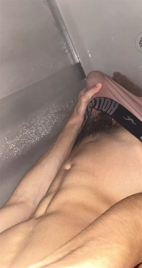 Alone In The Shower Nudes GaybrosGoneWild NUDE PICS ORG