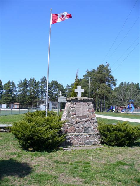Ontario War Memorials: Everett