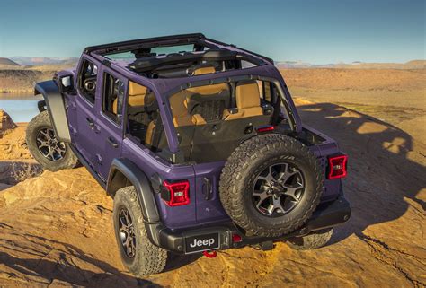 Jeep 4xe Wins Wards 10 Best Engines And Propulsion Systems Award Panorica