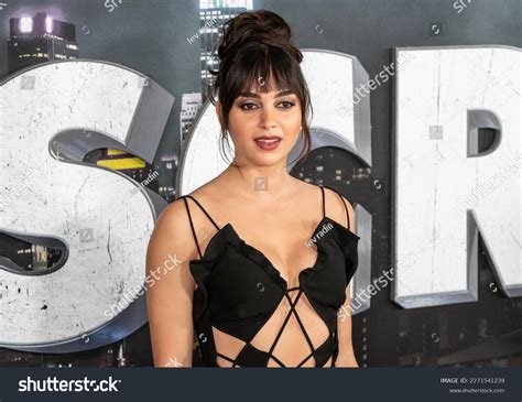 Melissa Barrera Attends World Premiere Scream Stock Photo 2271541239 ...