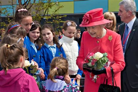 Queen Opens Orford Jubilee Hub