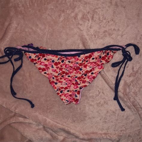Beach Bunny Swim Rare Beach Bunny Swimwear Bikini Bottom Poshmark