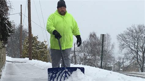 Snow Shoveling Increases Risk For Heart Attacks Experts Say