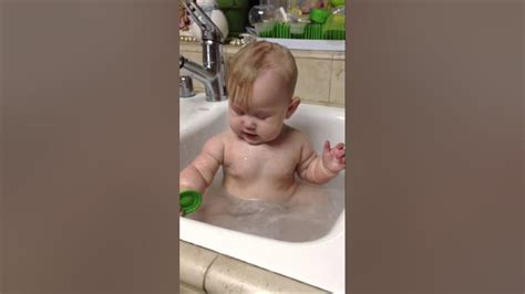 Cailin Loves Bath Time Youtube