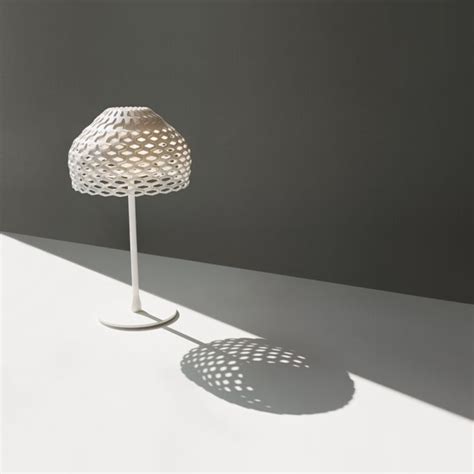 Flos Tatou T Table Lamp With Diffused Light In Polycarbonate