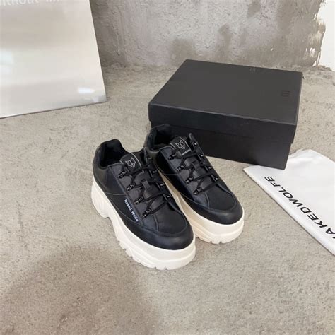 Кроссовки Женский Мужской Naked Wolfe Натуральная кожа размер На