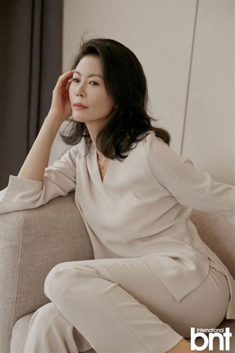 Hot Sexy Jin Hee Kyung Bikini Pics