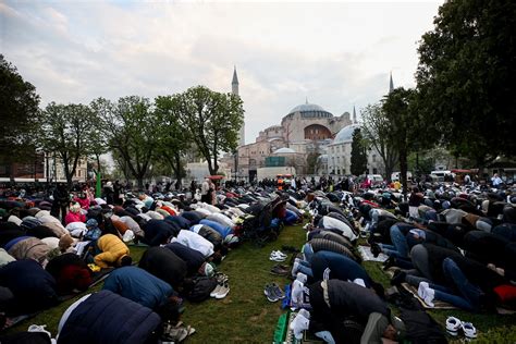 Ayasofya Camii Nde Bayram Namaz