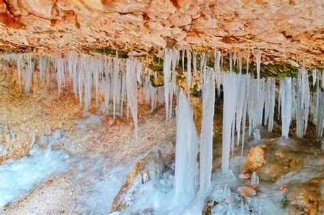 Mossy Cave Trail in winter - short possibly icy hike! Right outside ...