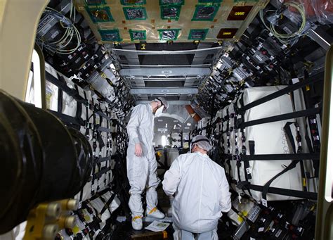 Cargo Placed Inside Northrop Grumman's Cygnus Spacecraft - SpaceRef