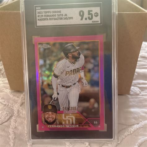 2023 Topps Chrome Magenta Refractor 129 Fernando Tatís Jr 399 for