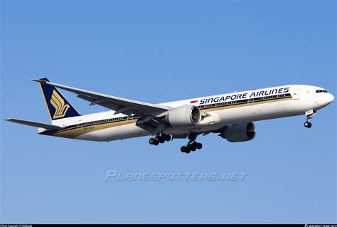 9V SWY Singapore Airlines Boeing 777 312ER Photo By Feijikaide ID