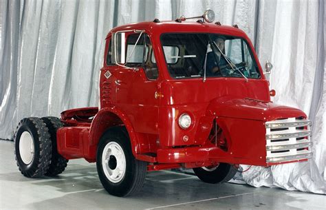 Diamond T2500 | Caminhões tunados, Carros e caminhões, Caminhões clássicos