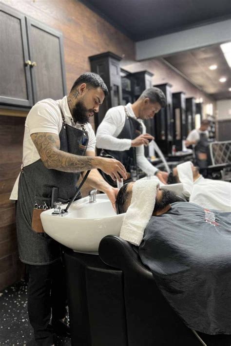 Best 15 Barber Shops In Dallas - Mens Haircuts