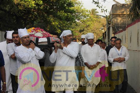 Funeral Of Late Wrestler Cum Actor Dara Singhs Wife Surjit Kaur