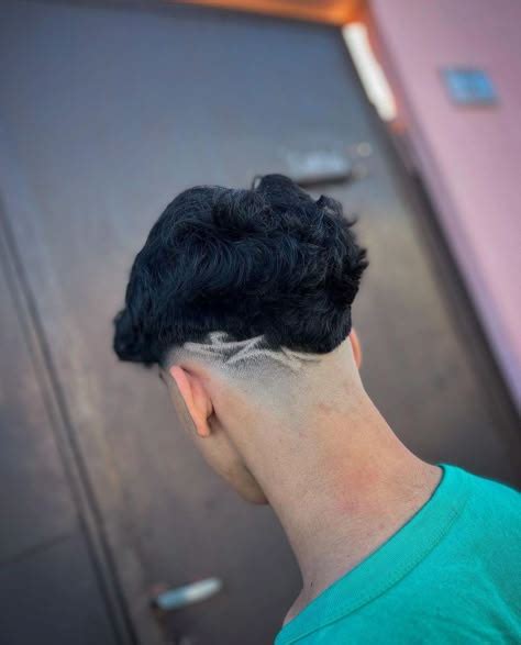 Low Fade Com Freestyle Atrás
