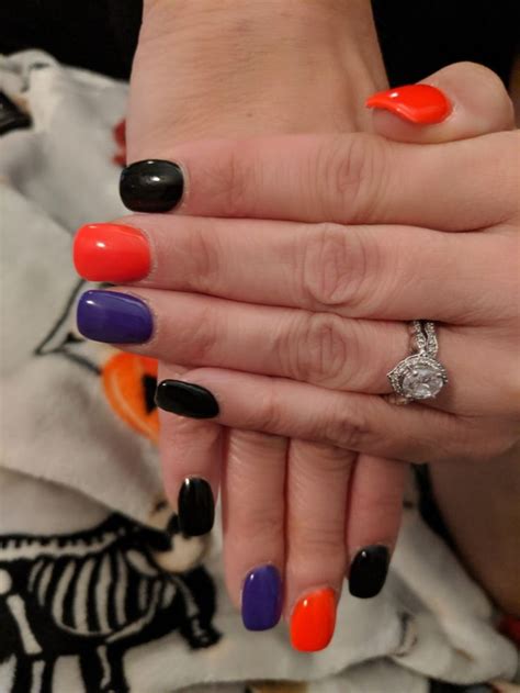 Halloween Nails Halloween Nails Orange Nail Designs Purple Nails