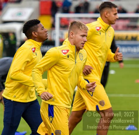 Cliftonville Vs Dac Lensdump