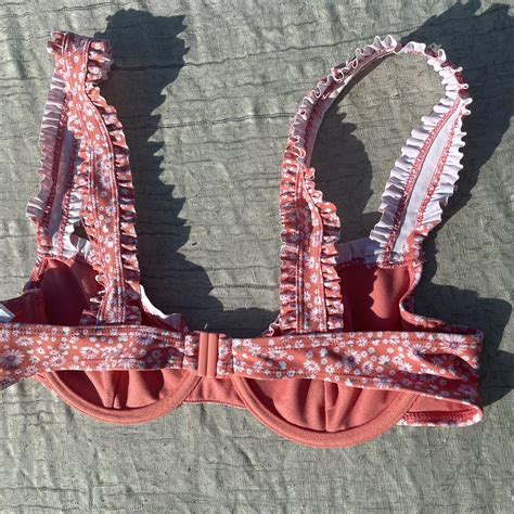Primark Women S Pink And White Bikini And Tankini Tops Depop