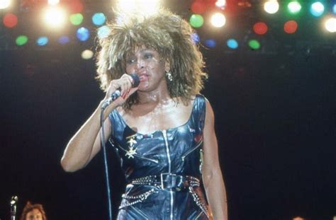 UMRLA JE LEGENDARNA TINA TURNER Svijet Gubi Glazbenu Legendu I Uzor