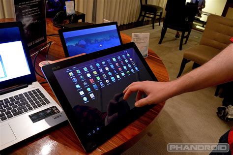 Hands On Asus Transformer Aio All In One Pc Tablet Running Windows