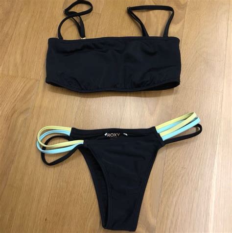 Roxy Bikini Set Women S Fashion Swimwear Bikinis Swimsuits On Carousell