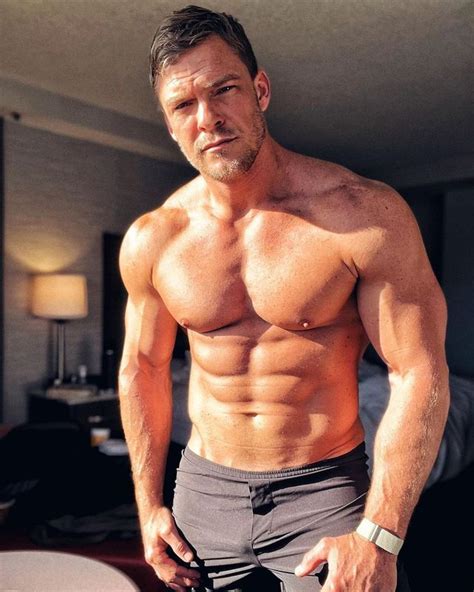 5 Bodyweight Exercises Reacher Star Alan Ritchson Uses To Build