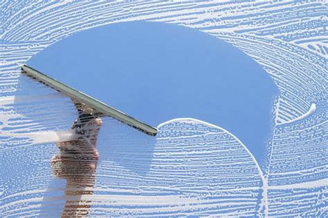 Как мыть окно | Window cleaner, Window cleaning services, Washing windows