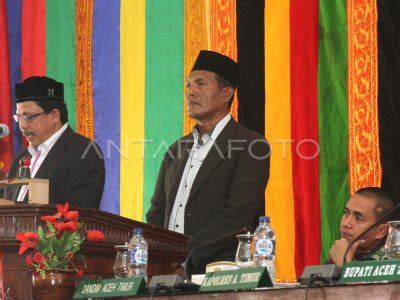 Penyampaian Visi Misi Calon Bupati Antara Foto