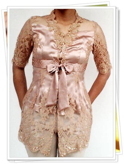 (Paling Baru) model kebaya lengan pendek modern