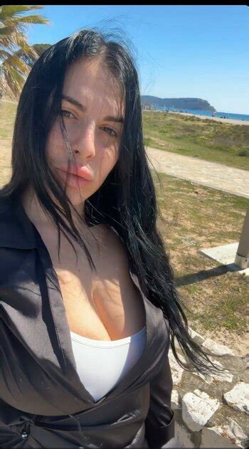 Ilaria Caria Ilaria Cariaa Nude Leaks TheFappening