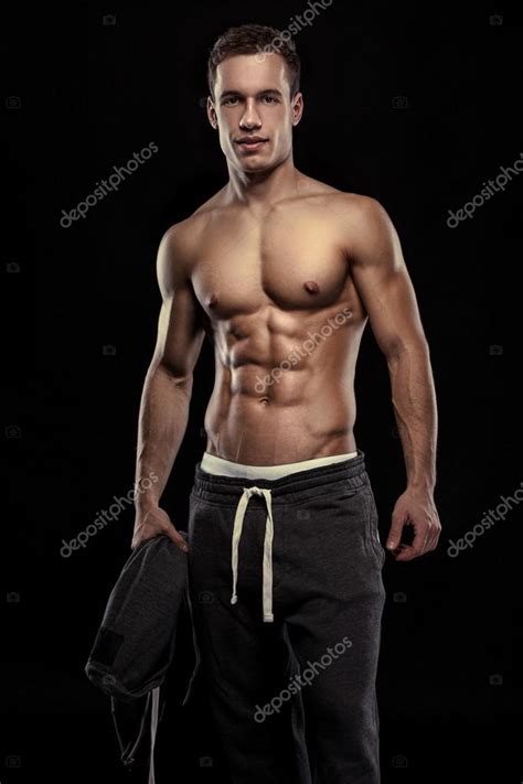 Fuerte Atl Tico Hombre Fitness Modelo Torso Mostrando Cuerpo Musculoso