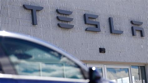 Tesla Overtakes Toyota As The Worlds Most Valuable Automaker