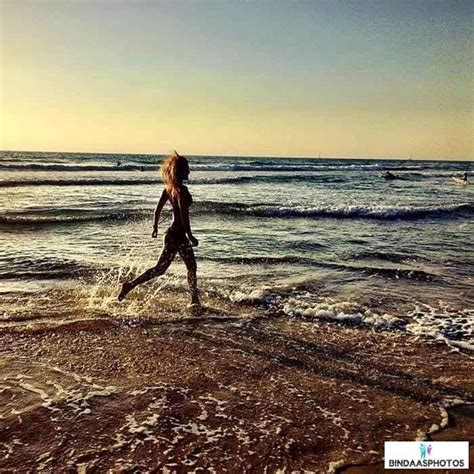 Bar Refaeli Unseen Hot Bikini Photos On Instagram Pictures Of Celebrities Stars Nature