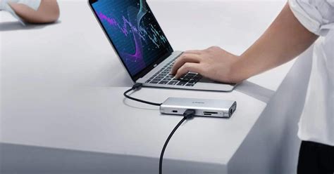 Best USB Type-C Hub Including Ethernet Network Connection | ITIGIC