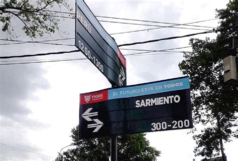 Se Instalan Nuevos Carteles Indicativos En Calles Del Centro De Tigre