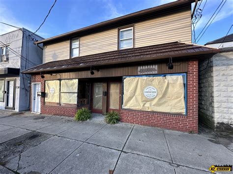 Ren’s Coffeehouse & Books Coming to Blackwood - 42 Freeway