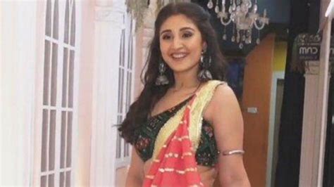 Dhvani Bhanushali Filmography Movies Dhvani Bhanushali News Videos