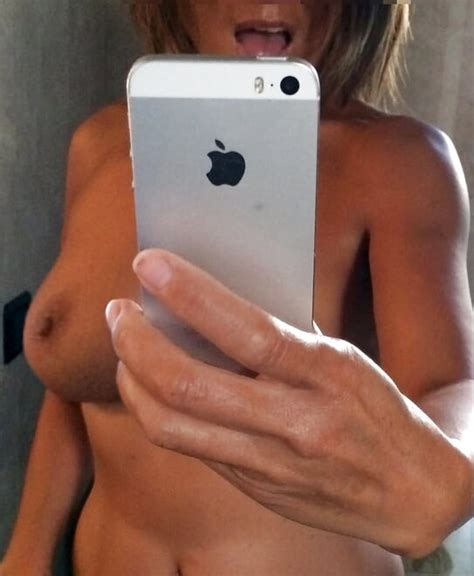 Friends Wives B Cutesexyazn C Porn Pic