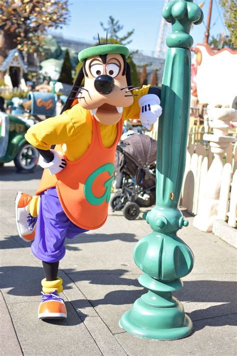 Pin By Emilie Breniaux On Disney Goofy Disney Disney World